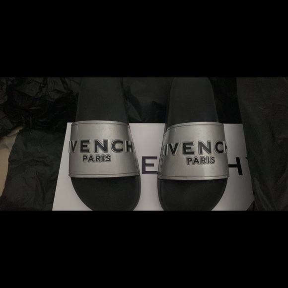 Givenchy slides - Picture 2 of 2